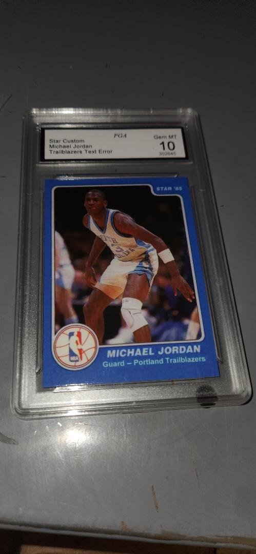 1985 STAR MICHAEL JORDAN ERROR ROOKIE BASKETBALL CARD GRADED GEM MINT  10