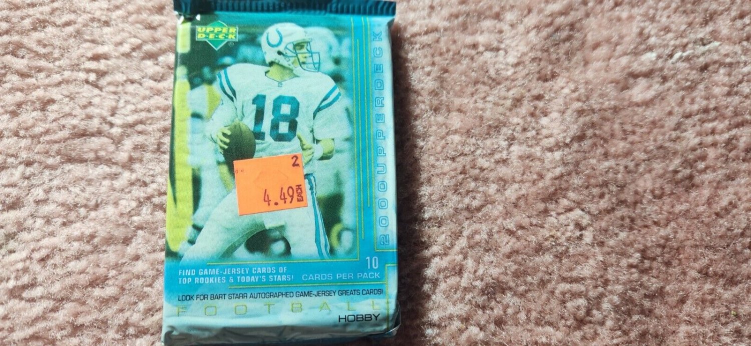 2000 UPPER DECK  FOOTBALL CARD  PACK ROOKIES AUTOS INSERT+FREE BRADY CARD