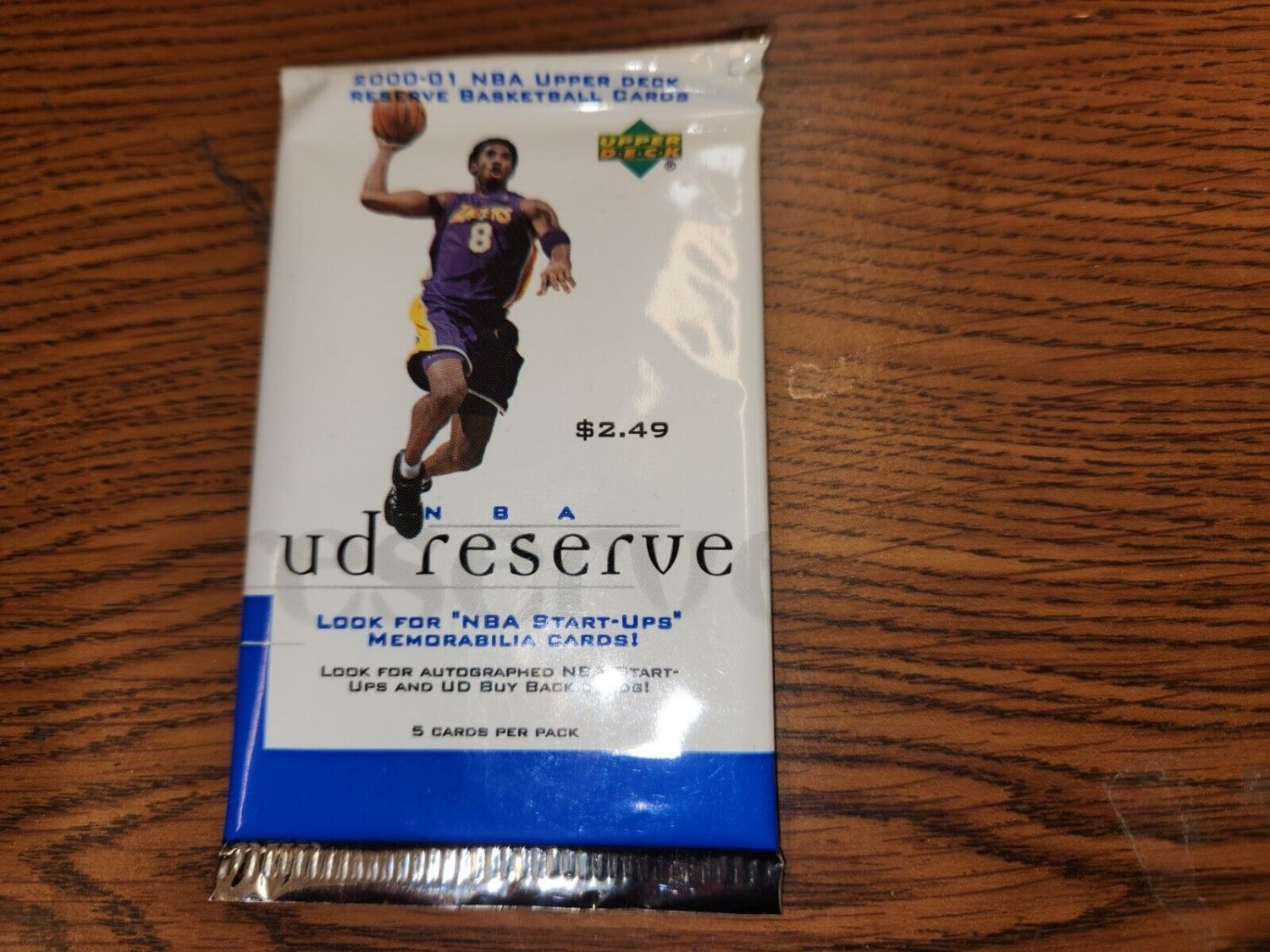 2000-01 UPPER DECK RESERVE BASKETBALL CARD PACK-KOBE BRYANT-JORDAN  RELIC AUTOS?
