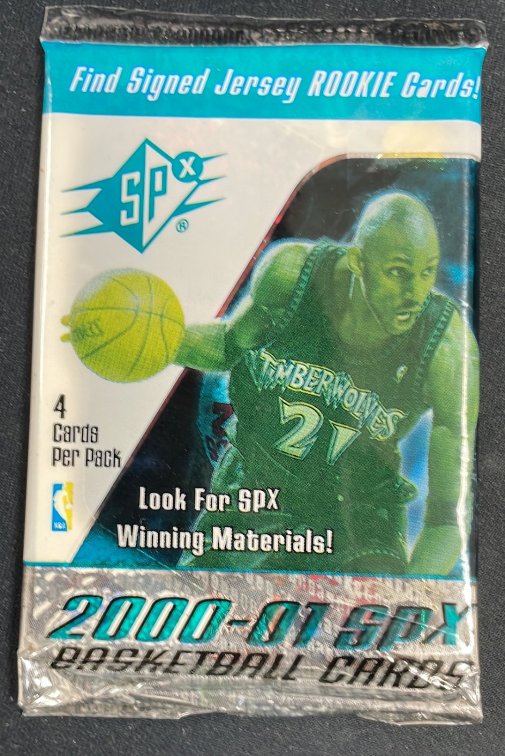 2000-01 UPPER DECK SPX BASKETBALL CARD RARE PACK-KOBE-JORDAN DIE CUT GOLD CARD?