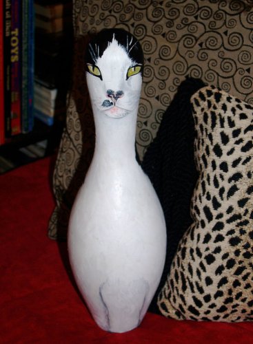 Hand PAINTED Bowling Pin cat portrait ANY BREED CAT or dog ANY pet bowl pins