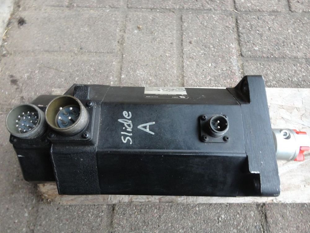 ABB ALLEN BRADLEY SERVO MOTOR F-4030-Q-H04AA SER A