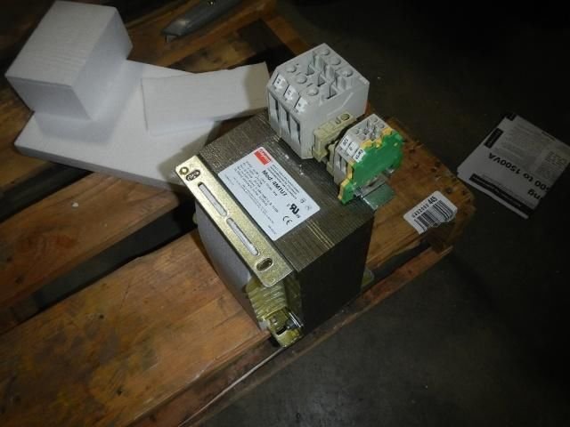Dayton 4MTU7 Isolating Transformer