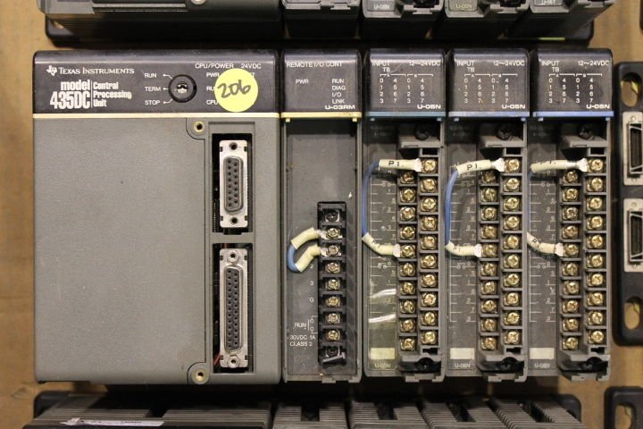 TEXAS INSTRUMENTS MODEL 435DC CENTRAL PROCESSING UNIT W 4-SLOT RACK U-04B & VARI