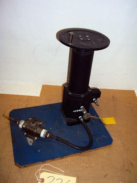 Wallace & Tiernan Manostat Pressure Regulator FA-149