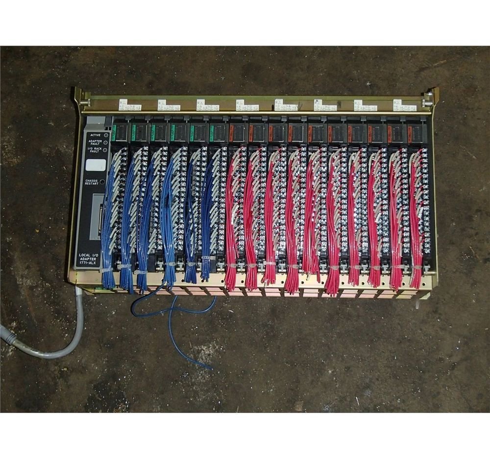 Allen Bradley 16 Slot Rack IO Chassis Model 1771-A4B-B Rev K03 11 Inpu USED