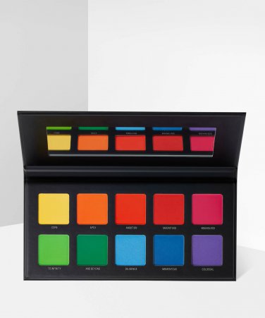 SAMPLE BEAUTY THE IMMENSITY PALETTE - PROFESSIONAL MAKE UP PALETTE