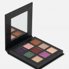 MAKEUP REVOLUTION CATWOMAN™ X REVOLUTION JEWEL THIEF EYESHADOW PALETTE
