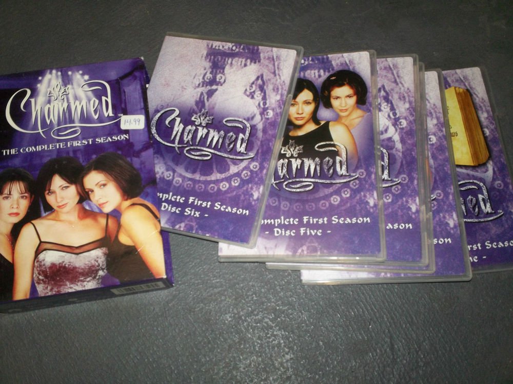 Charmed - The Complete First Season (DVD, 2005, 6-Disc Set)