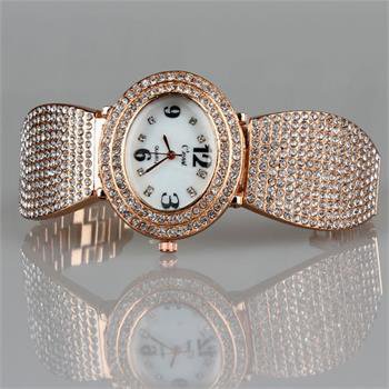 Lady Charm Crystal Round Dial Steel Band Quartz Wrist Watch Women GiftsB6938