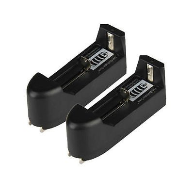 1 x Universal 16340 18650 Rechargeable Li-Ion 3.6 3.7V Seat-type Battery Charger