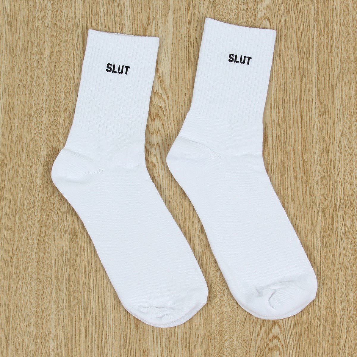 Fashion Men Women ( SLUT) Print Funny Casual Sport White Black Skateboard Socks