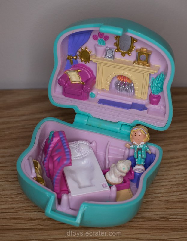 polly pocket cuddly cat