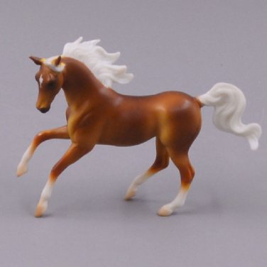 Breyer Palomino Magnolia Blind Bag Mystery Surprise Stablemate Model Horse 