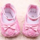 New 9/12 months baby girl's soft bottom pink crib shoes w/ rosettes infant