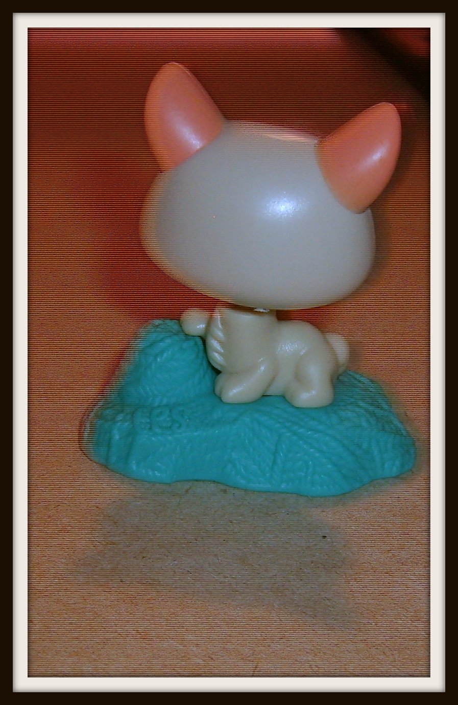 Littlest Pet Shop Kitten, McDonalds Happy Meal Toy 2010, B3