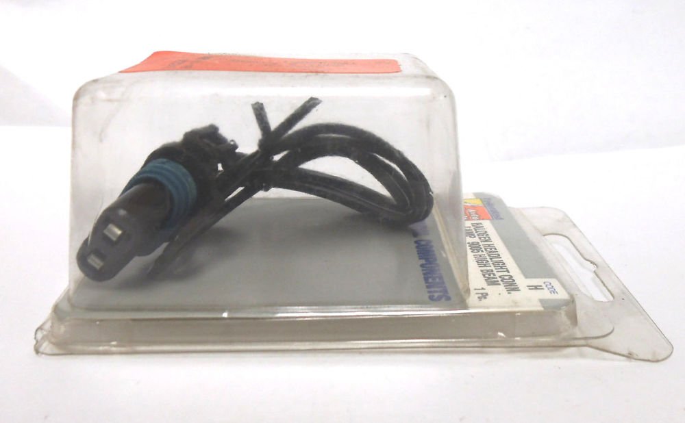 Federated 82061-3 Halogen Headlight Connector Lamp 9005 High Beam 1pc 82061