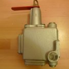 Cooper/Crouse Hinds AFU0333-06  AFU033306 Conveyer Switch AFU0333