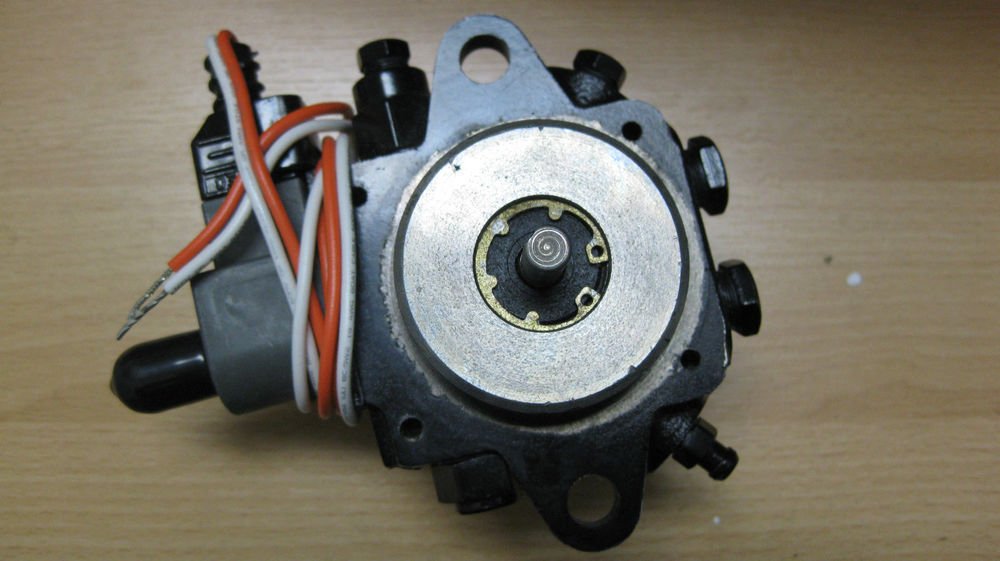 Beckett 21259U Oil Pump Suntec Fuel Unit B2TA8851 16 GPH 300 PSI 3450