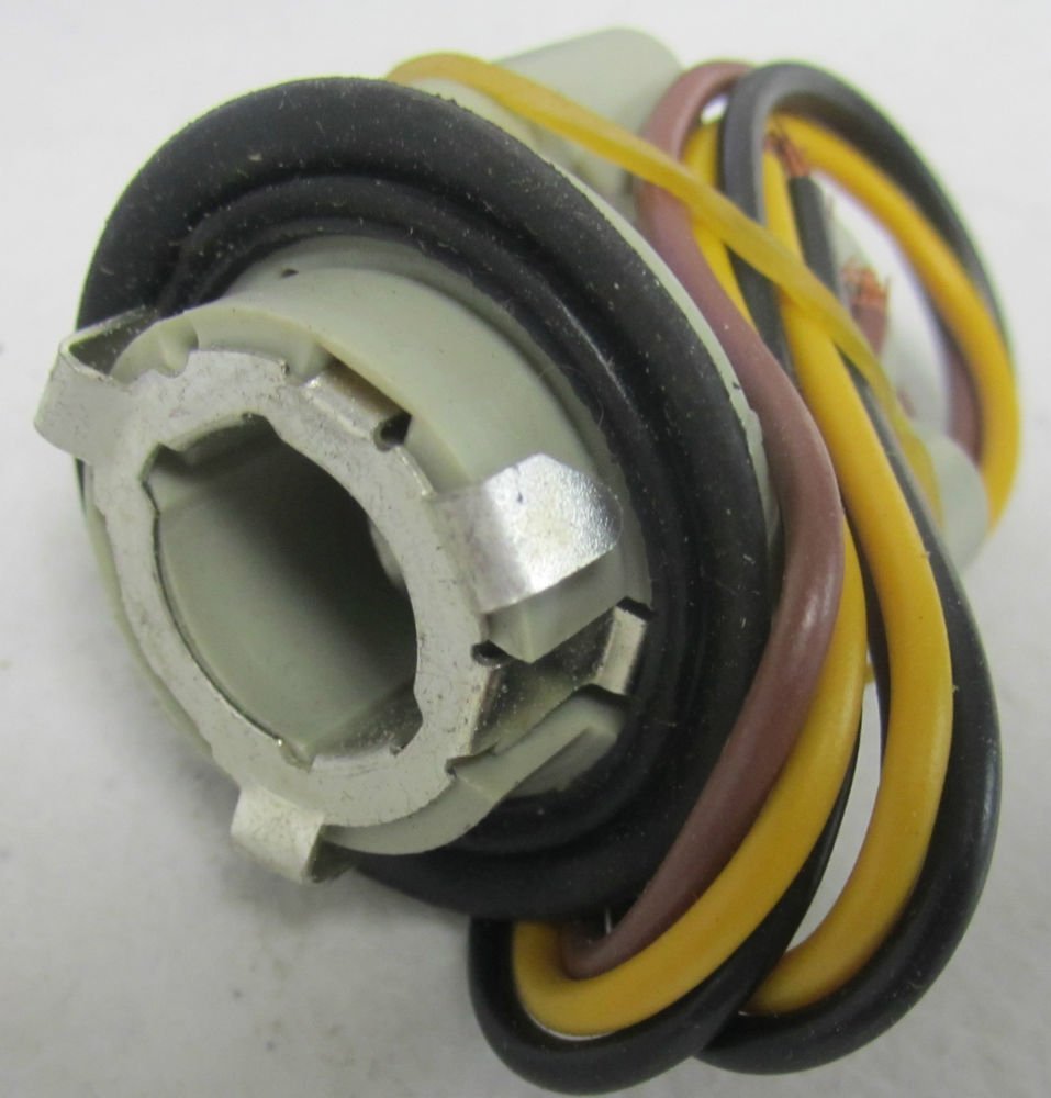 Auto-Tune PT32970 Light Socket Brand New! Ready to Ship!
