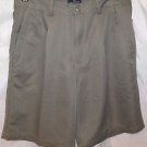 Dockers Relaxed Fit Pleated Golf Shorts Men's 32 9" Inseam