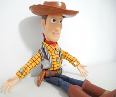 Cuddly Disney Toy Story Plush Cowboy Woody 16 inch Talking Doll (90% new)