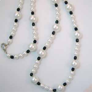 White Pearl Necklace Handmade (JE12E)