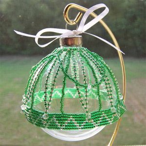 Christmas Green ZigZag Beaded Ornament Cover (JE182E)