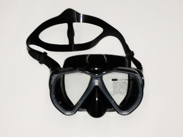 XIFIAS DIVING MASK 803 VERY POWERFUL SURFACE BLACK SILICONE IN PLASTIC BOX