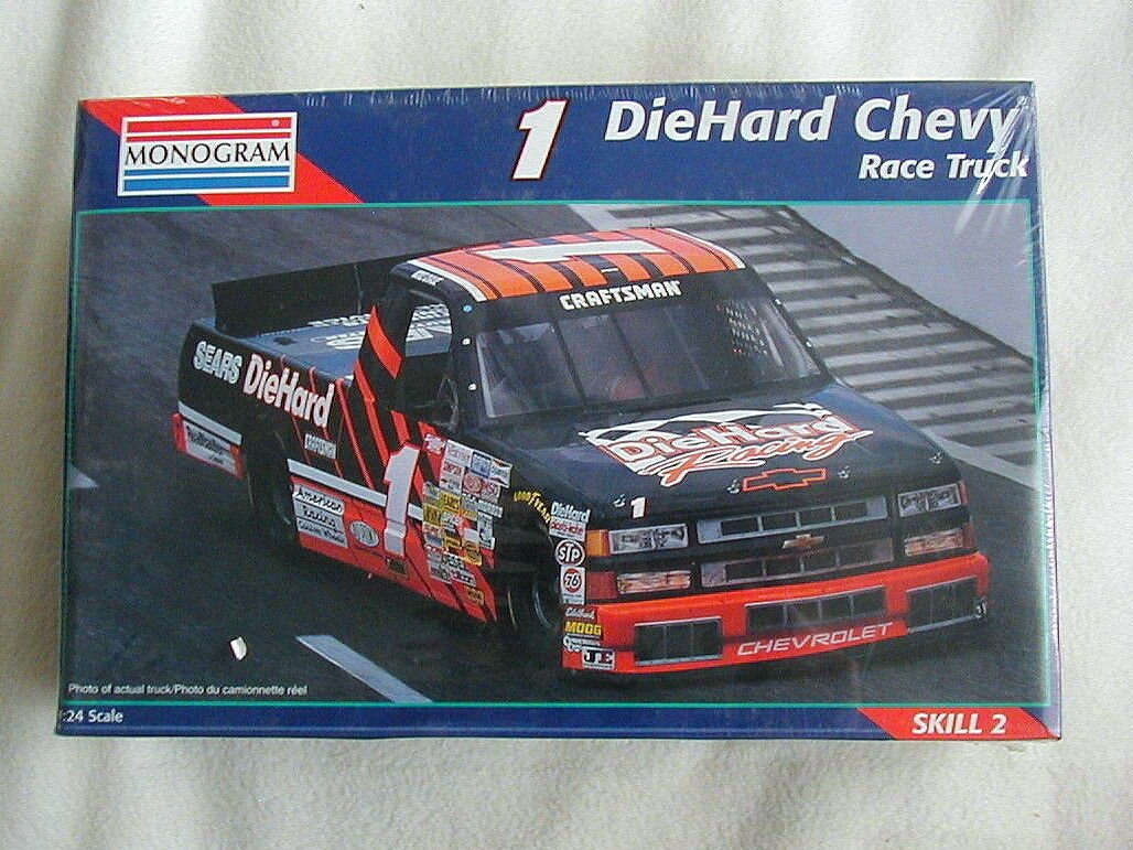 FACTORY SEALED #1 Diehard Chevy Race Truck by Monogram #2474  Mike Chase