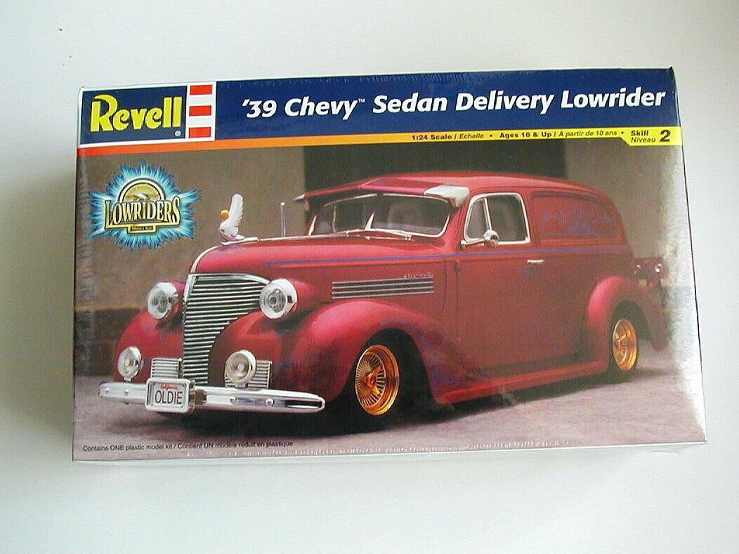 FACTORY SEALED Revell '39 Chevy Sedan Delivery Lowrider #85-2592