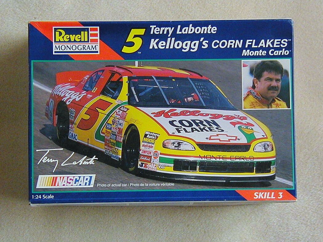SEALED in BOX Revell Terry Labonte Kellogg's Corn Flakes Monte Carlo  # 85-2479