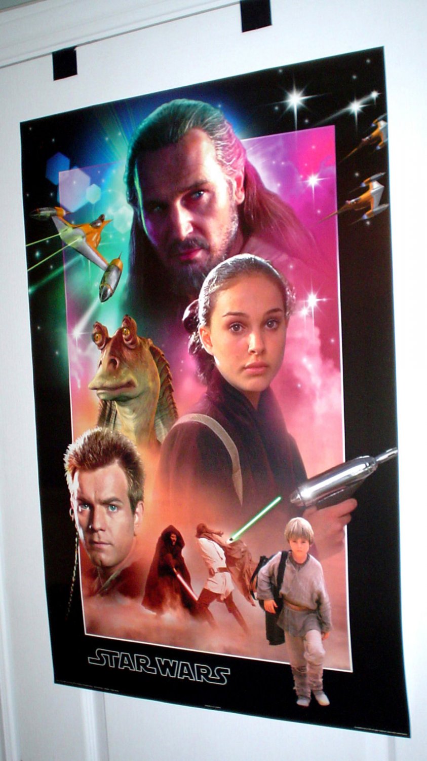 STAR WARS COLLAGE POSTER  22.5 BY 34 INCHES