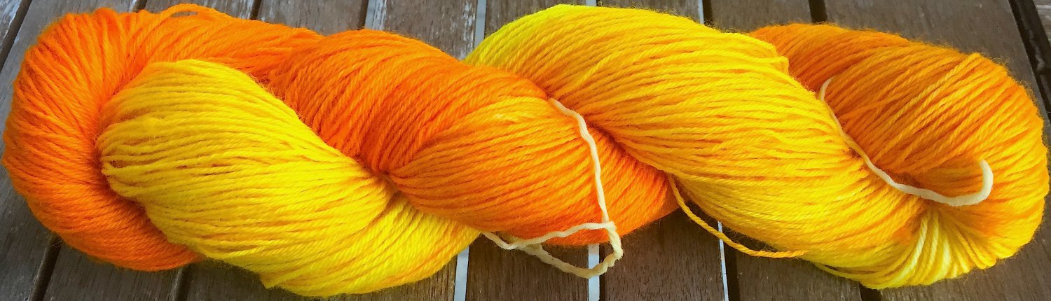Hand Dyed Yarn - Fresh Oranges & Lemons - Merino Wool, Fingering Yarn 100gr