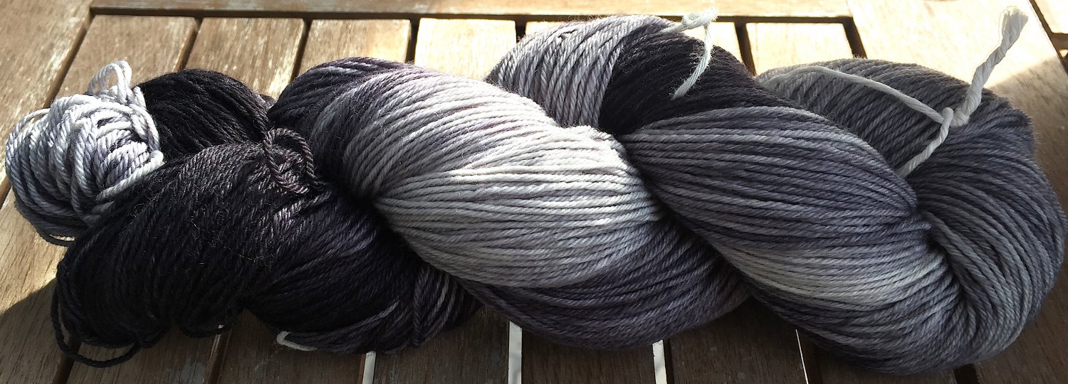 Hand Dyed Yarn - Black & Grey- Merino Wool, Fingering Yarn 100gr