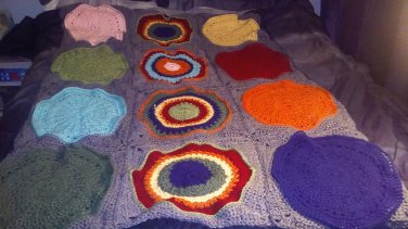 cirlce in square blanket
