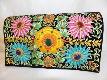 EXCLUSIVE silk thread work, handbag with silk thread embroidery