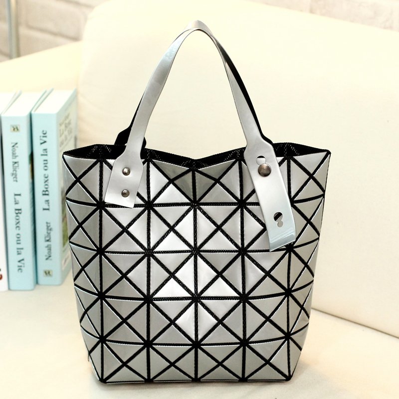 Issey Miyake Bao Bao Hand Shoulder Bag - Grey