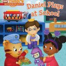 Daniel Plays at School (Daniel Tiger's Neighborhood)