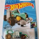 Hot Wheels 2019 Street Beasts - Eevil Weevil, Teal 169/250 Hot Wheels 2019 Street Beasts - Eevil Weevil, Teal 169/250
