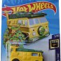 Hot Wheels Screen Time 3/10 Party Wagon 147/250, Yellow/Green