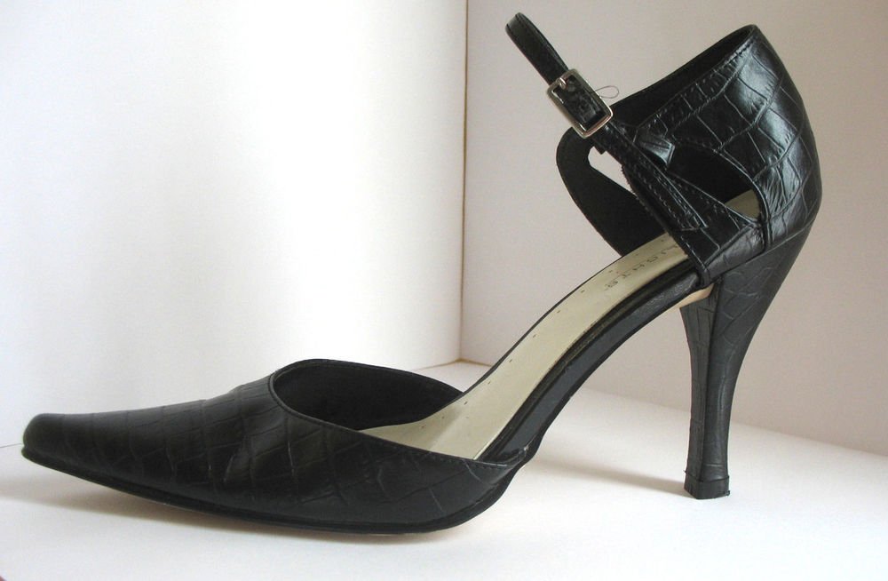 *LKNW* HIGHLIGHTS 3.5" inch High Heels Pointy Toe Ankle Strap Black Shoe Size 8