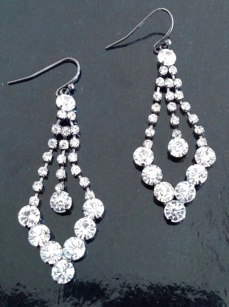 Silver Round CZ Cubic Zirconia Crystal Drop Pendant Dangling Earrings