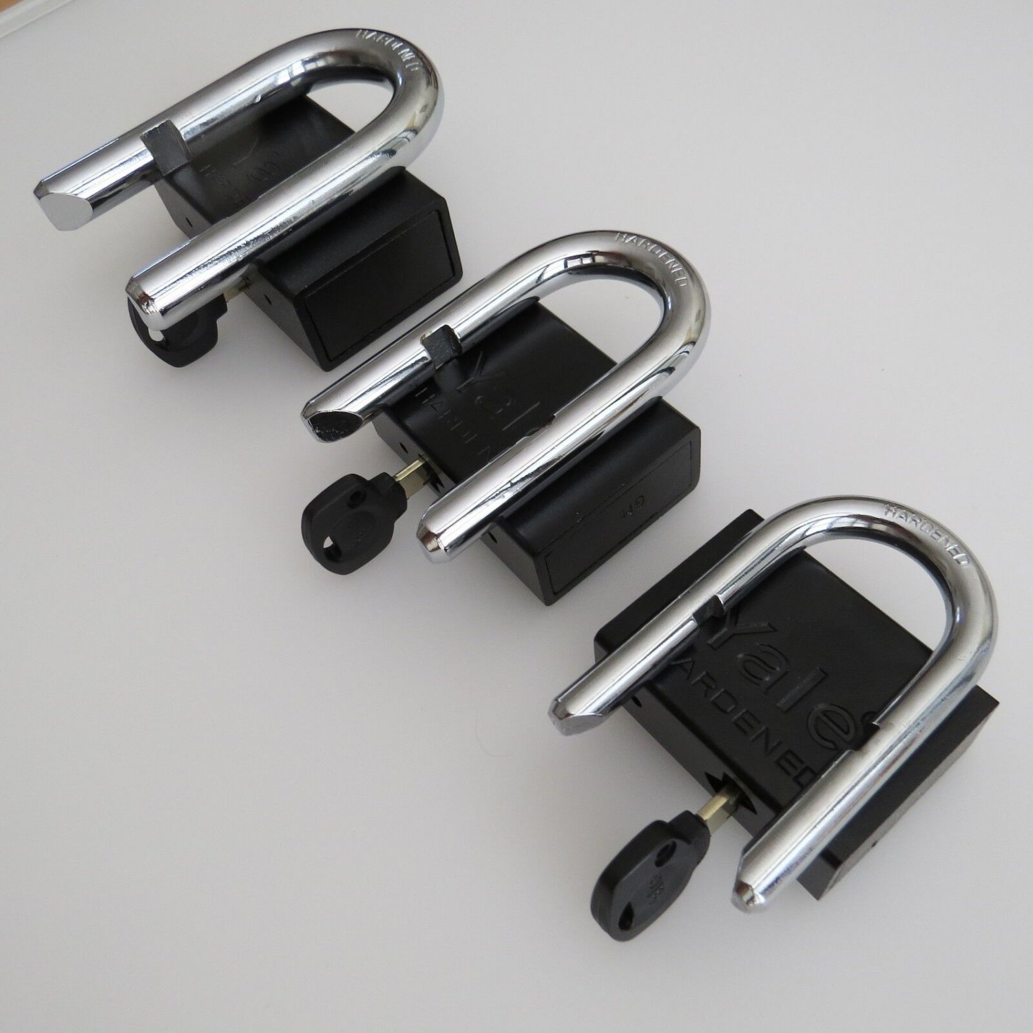 YALE PADLOCK HIGH SECURITY SHACKLE HEAVY DUTY KEYED ALIKE