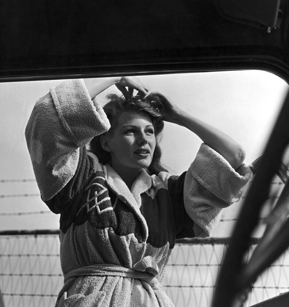 8x10 Glossy Finish Print Classic Legend Star RITA HAYWORTH The Love Goddess #3