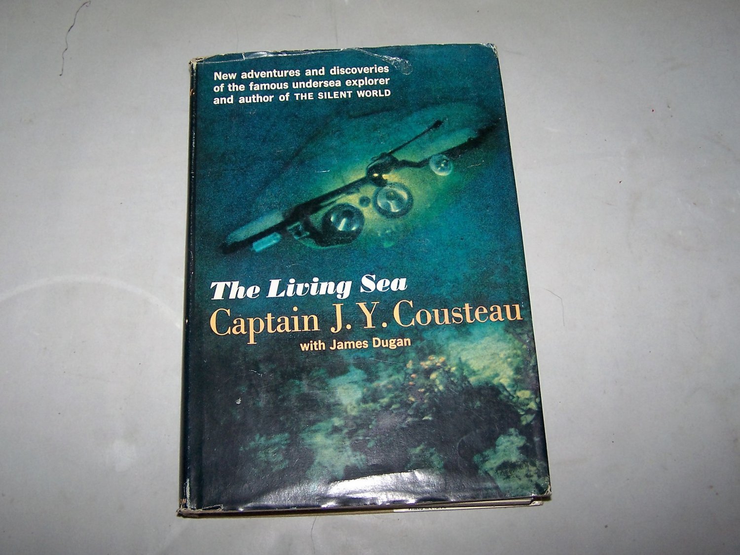 The Living Sea Captain J Y Cousteau 1963 Fist Edition Hc