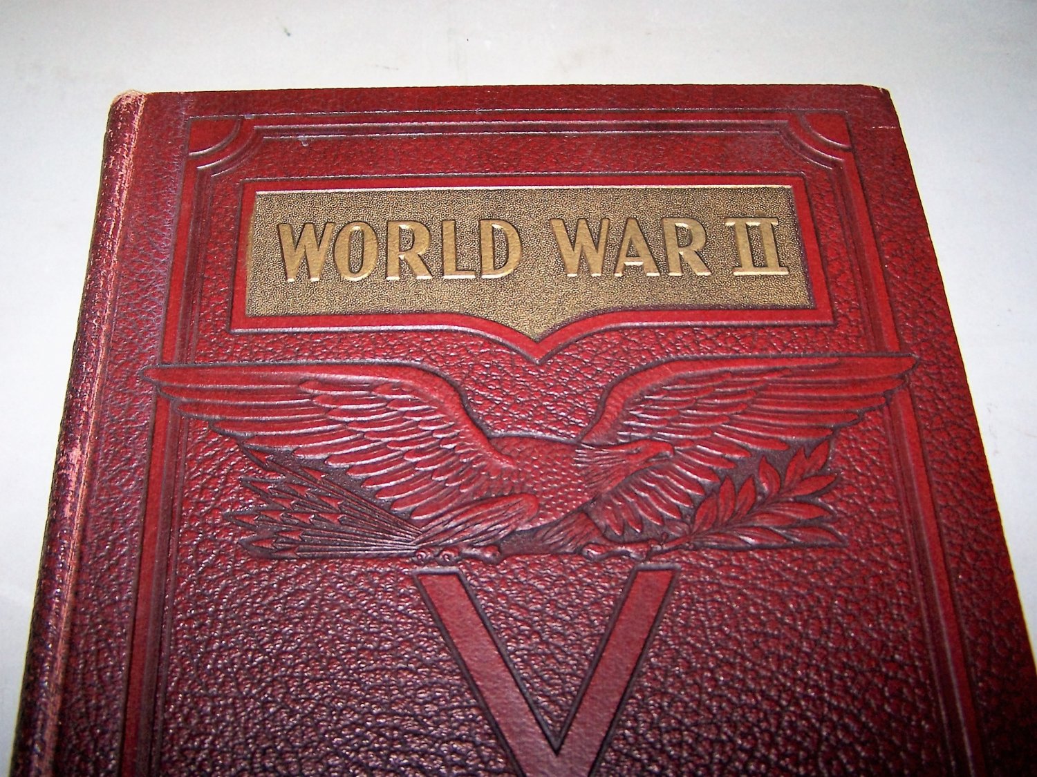 world war 2 an illustrated history major frank monaghan 1943 embossed cover