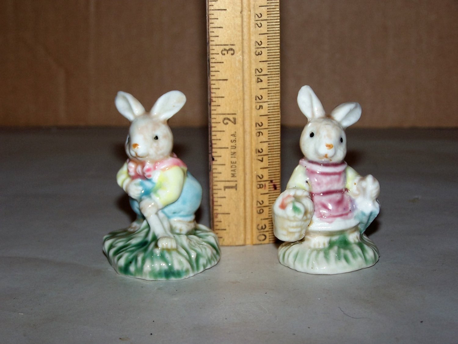 snow bunnies easter figurines