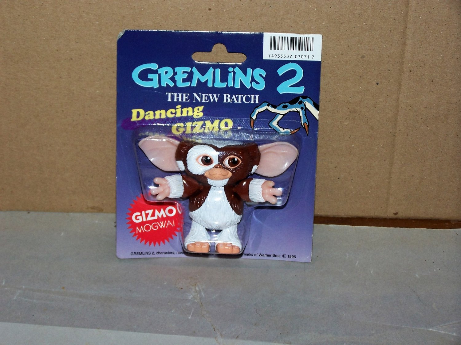 gizmo dancing doll