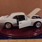 1/24 Camaro white Diecast car/model